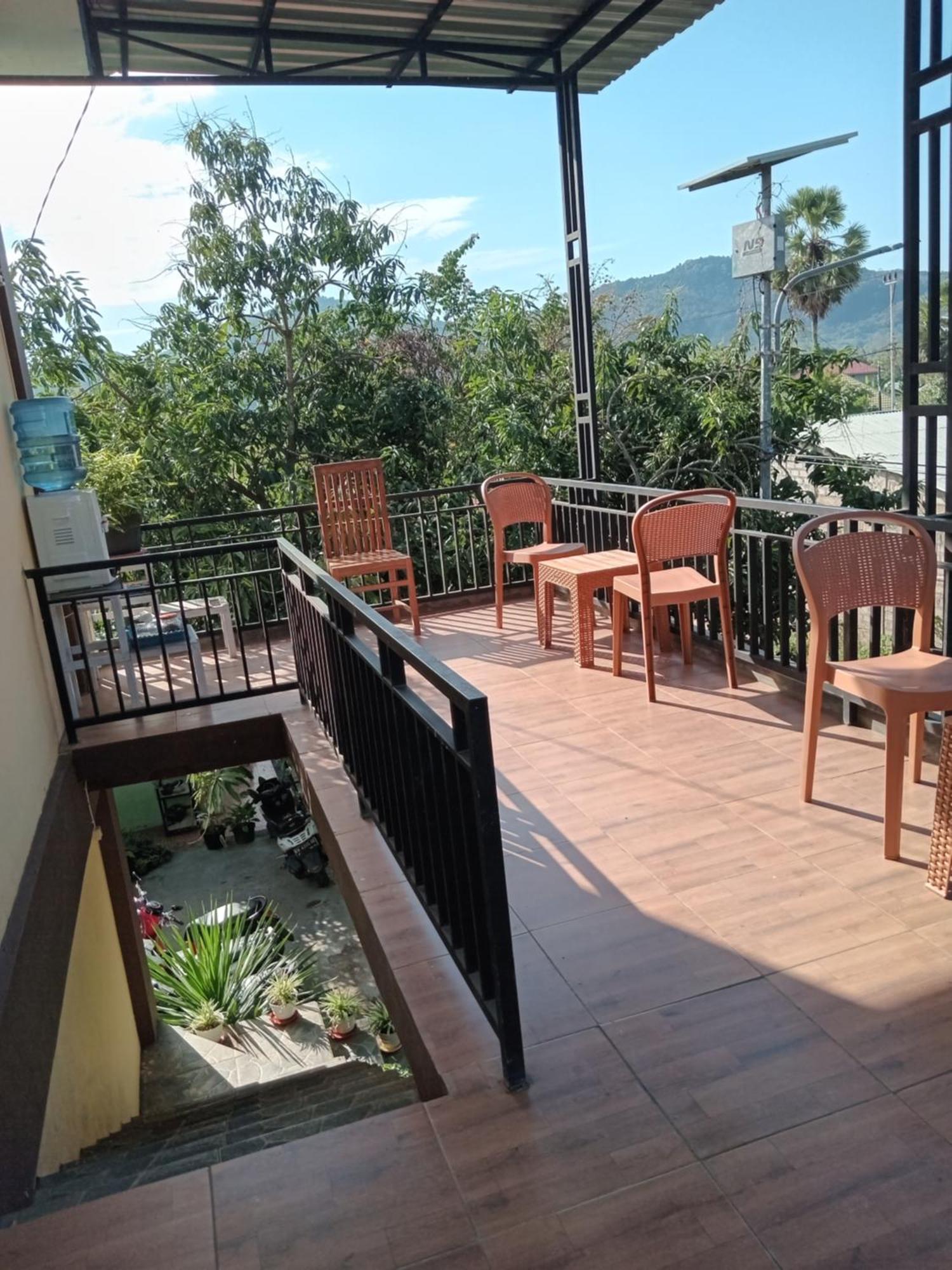 Hotel De Credo Labuan Bajo Exterior foto